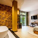 Hotel Saman Boutique Walencja