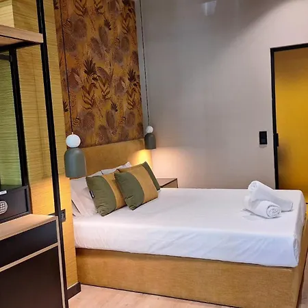 Saman Boutique Hotell 4*