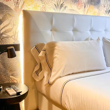 Saman Boutique Hotell 4*