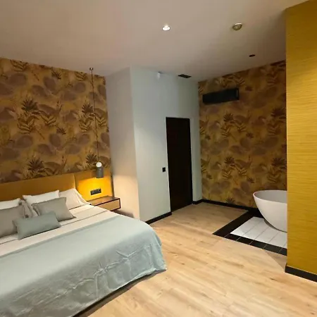 Saman Boutique 4* Valenza